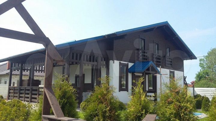 Дом 220 м² на участке 12 сот.