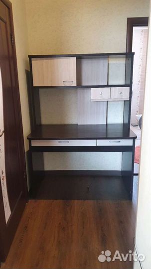 Письменный стол