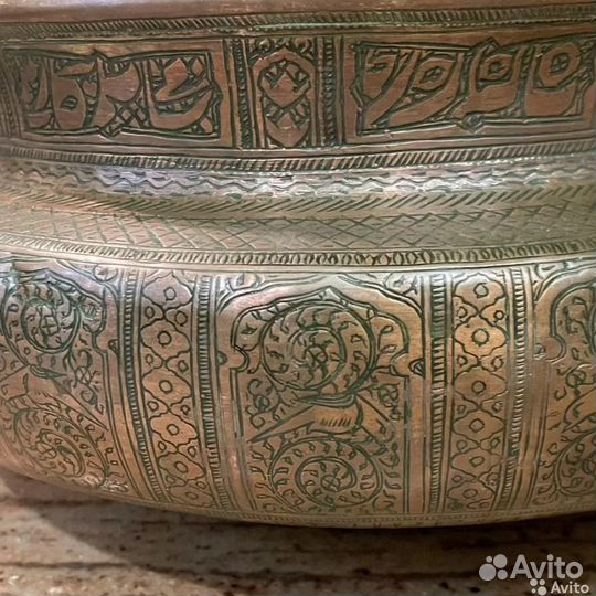 Старинная чаша. Арабская