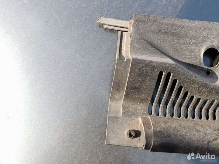 Жабо левое Ford Mondeo 3 седан 2.0I 2003