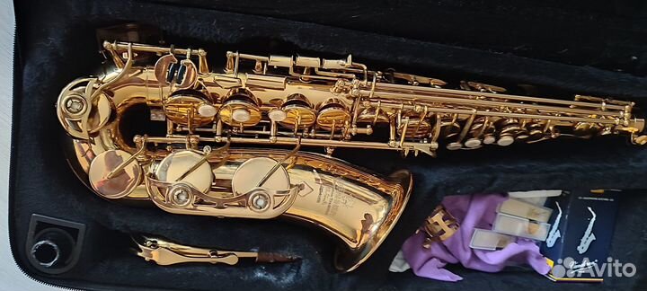 Продаю саксофон brohner