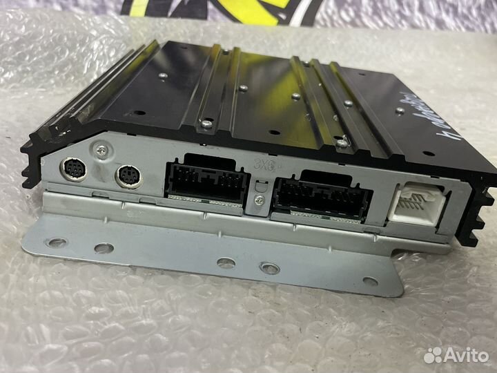 Усилитель звука Mitsubishi Pajero 4 Паджеро