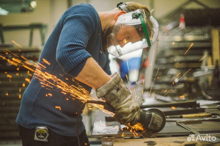 Электрогазосварщик на полуавтомат спецтехника