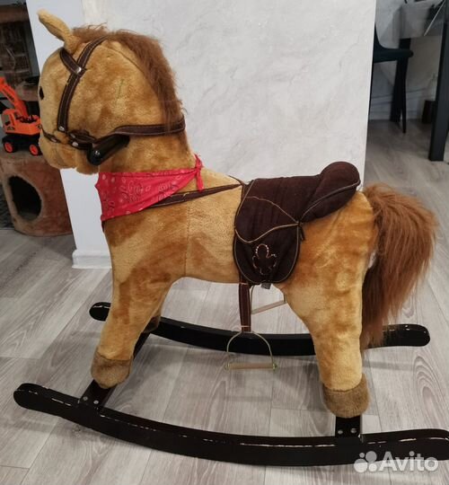 Качалка лошадь