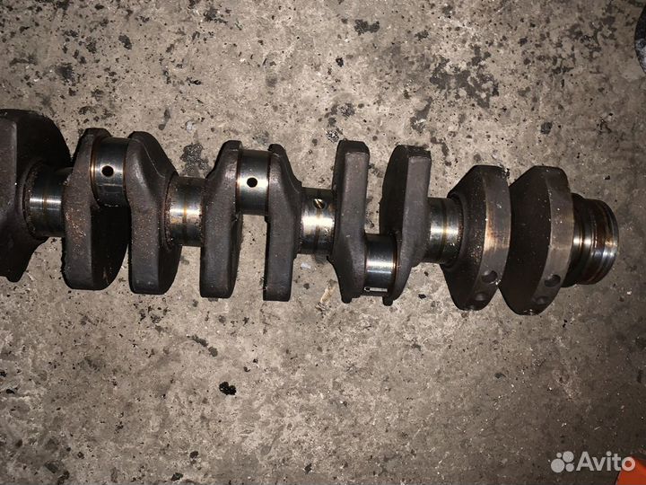 Коленвал C30LE opel omega a