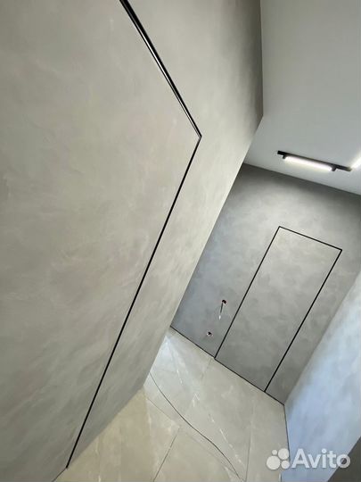 Скрытые двери в черной кромке