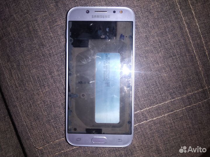 Телефон Samsung galaxy j7