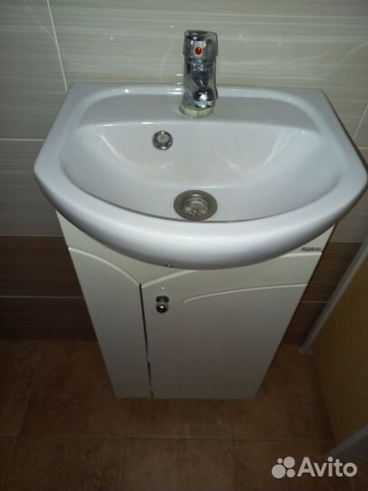 Раковина с тумбой бу
