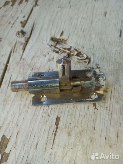 Петли для окон, дверей