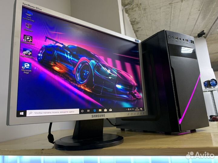 Широкоформатный Samsung 19