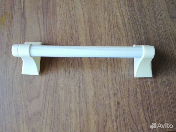 Держатель для бумажных полотенец