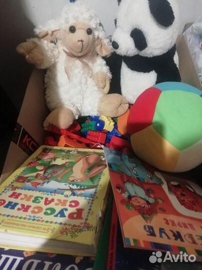 Детские игрушки, книги, конструктор пакетом