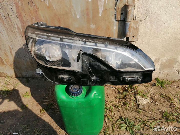 Фара peugeot 5008