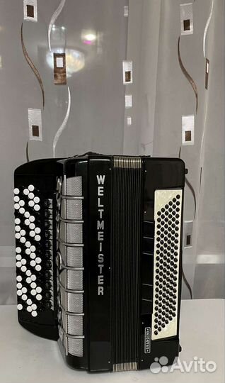 Баян Weltmeister