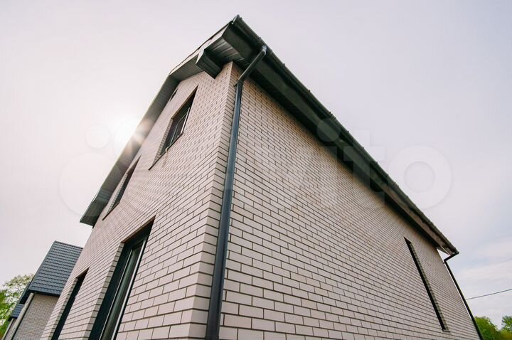 Коттедж 102 м² на участке 5 сот.