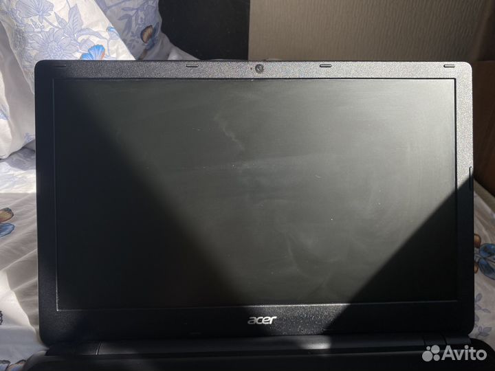 Ноутбук Acer E-1572G