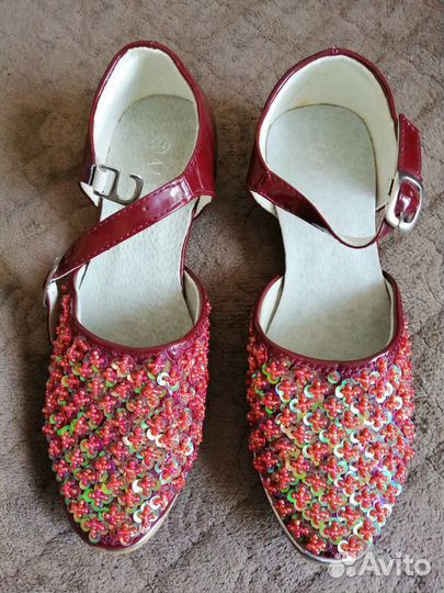 Туфли для девочки