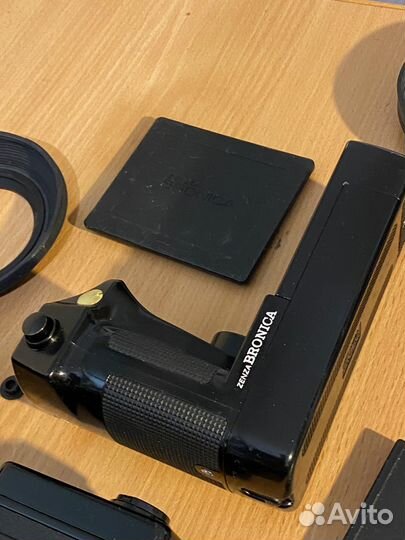 Фотокамера Zenza Bronica
