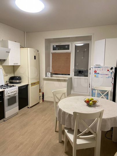 2-к. квартира, 60,5 м², 3/6 эт.