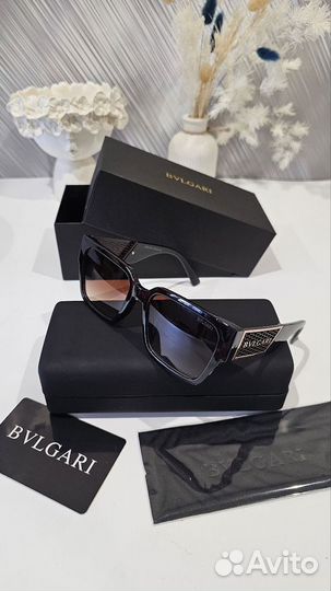 Солнцезащитные очки bvlgari
