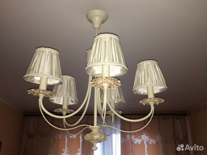 Люстра абажур плюс светильник