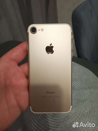 Телефон iPhone 7 32gb