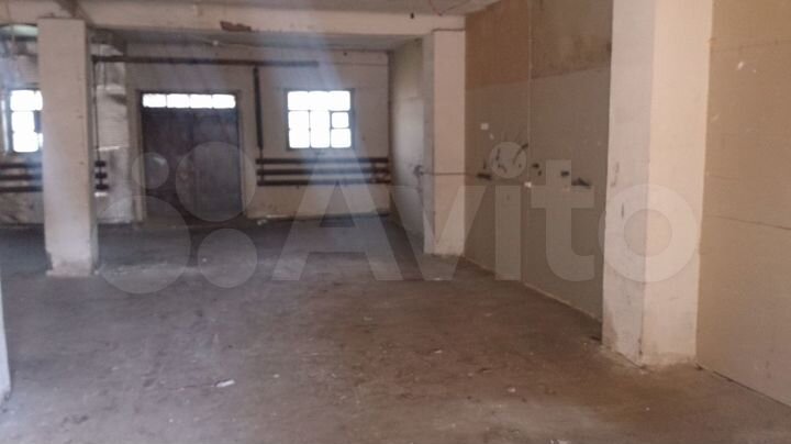 Склад, 300 м²
