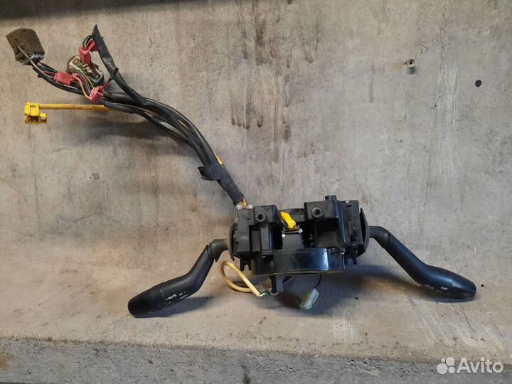 Hyundai Accent x3 подрулевой переключатель