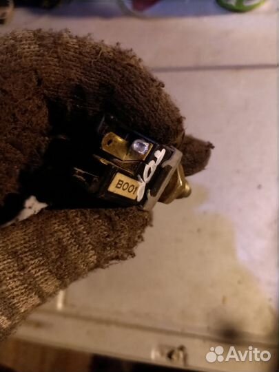 Концевик стопсигнала Mazda 626 GF,GW