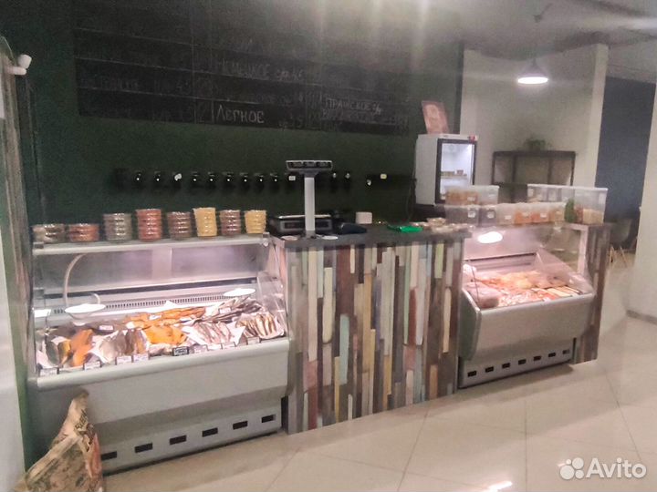 Магазин-бар (морепродукты и пиво), прибыль 279000