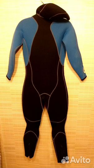 Костюм для подводного плаванья женский aqua lung