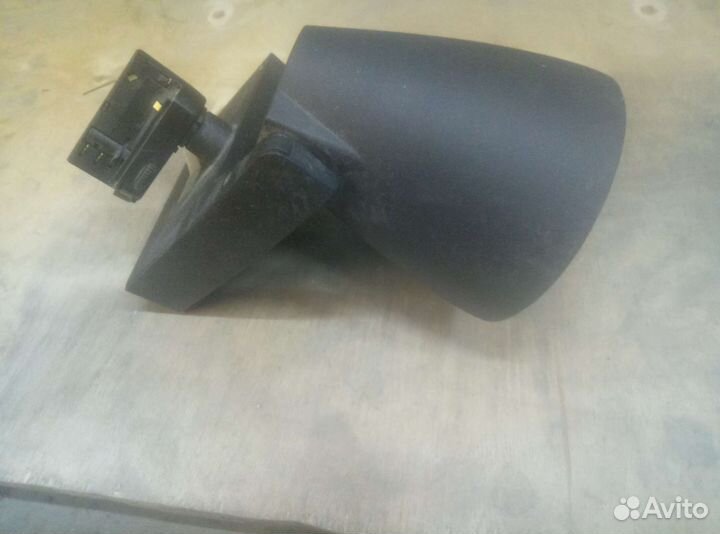 Трековые светильники бу