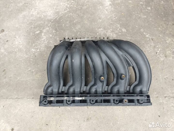 Коллектор впускной 2.7CDI Mercedes W211