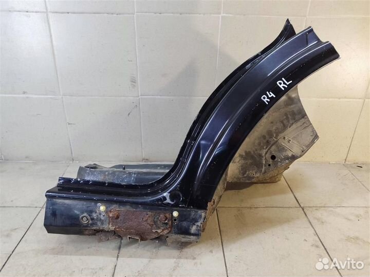 Угол порога задний левый Land Rover Discovery 4 2