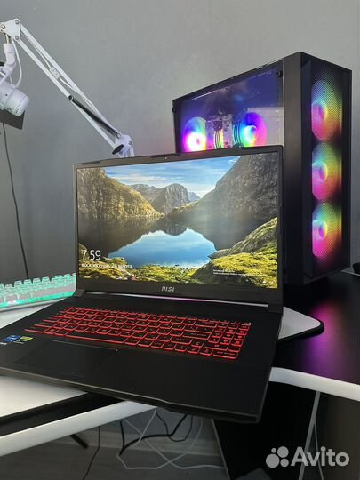 Новый ноутбук Msi Katana gf76 17.3 RTX 2050