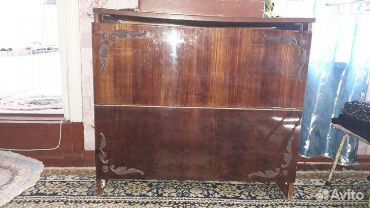 Тумба для постельного белья