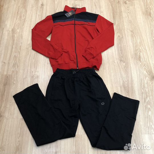 Новый спортивный костюм momun мужской