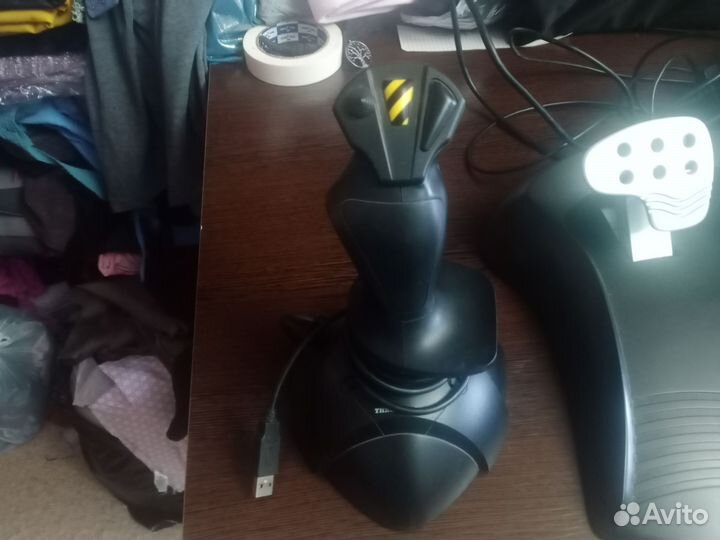 Игровой руль logitech