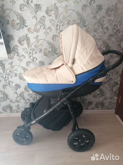 Коляска zippy tutis 3 в 1