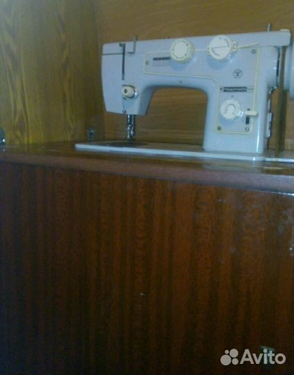 Швейная машинка 