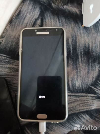 Телефон Samsung g 4