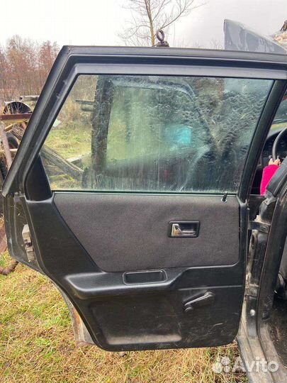 Двери на audi 80