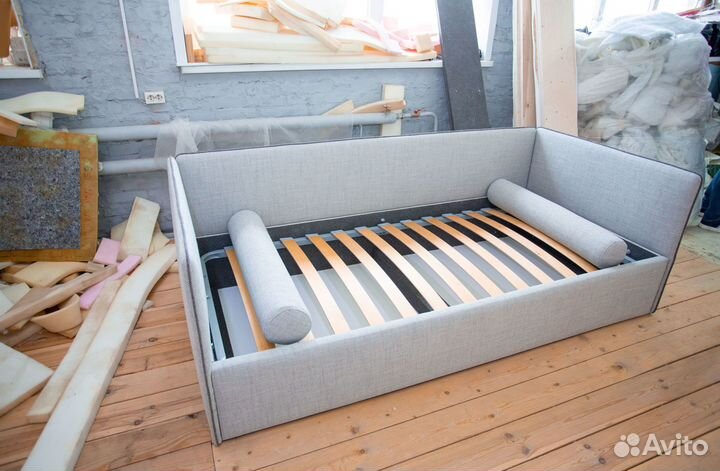 Кровать детская с матрасом. Новое в упаковке