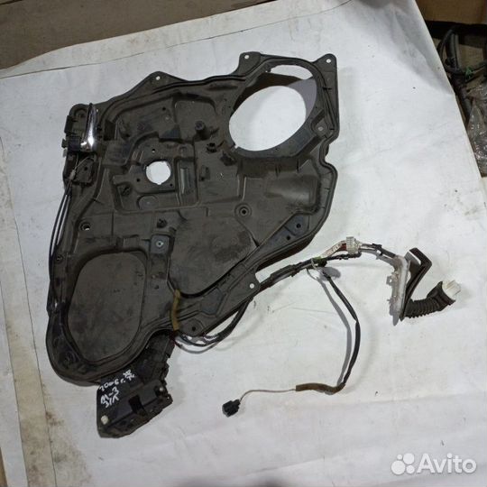 Стеклоподъемник двери задний левый Mazda 3 BK