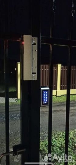 Установка видеонаблюдения,домофонов,замков