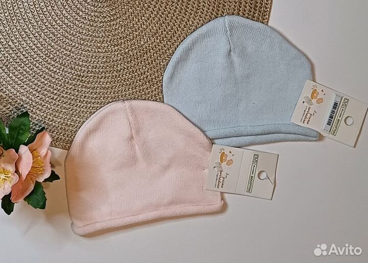 Шапочки First size OVS