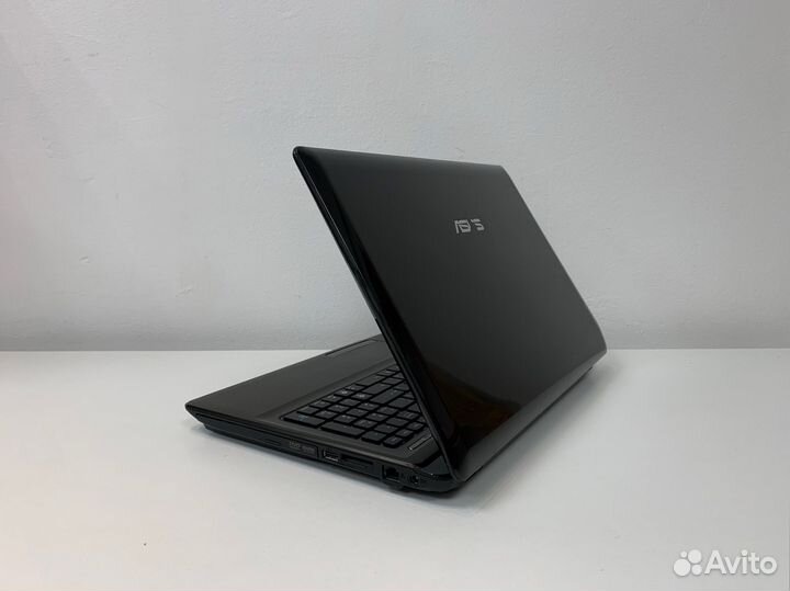 Asus на Intel Core i5 и SSD +новый аккумулятор