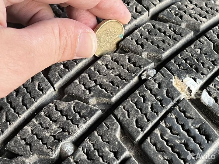 Dunlop SP Winter Ice 01 215/50 R17