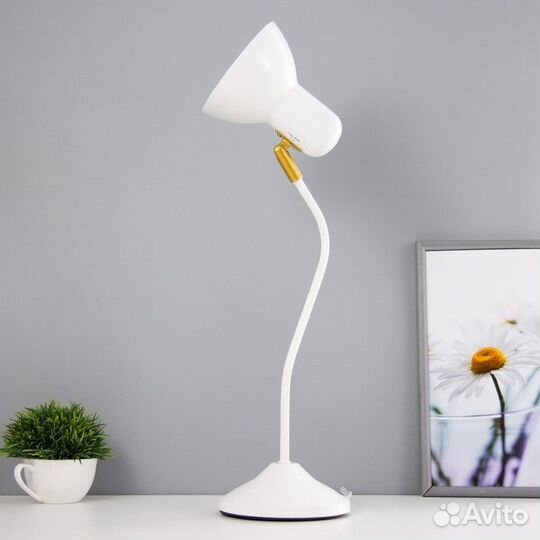 Настольная лампа 'Джордж' 1х40Вт Е27 белый 20,5х14