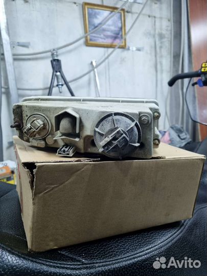 Туманка LX470